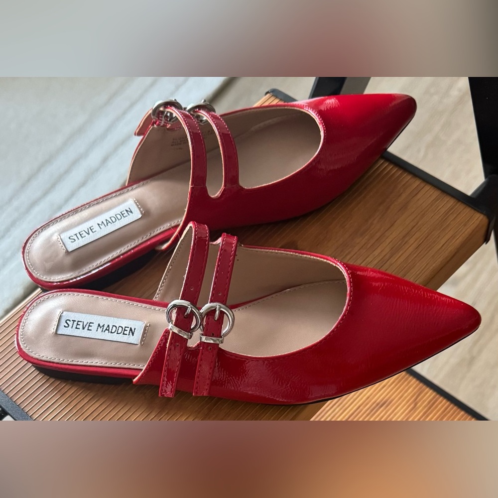 Steve Madden Eliza Glossy Red Mules - Picture 2 of 6